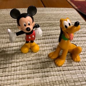 Mickey and Pluto character figure